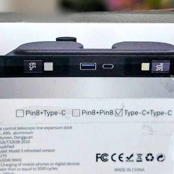 USB Hub Docking Station For Tesla Model Y & Model 3 Central Control - Picture 4 of 4